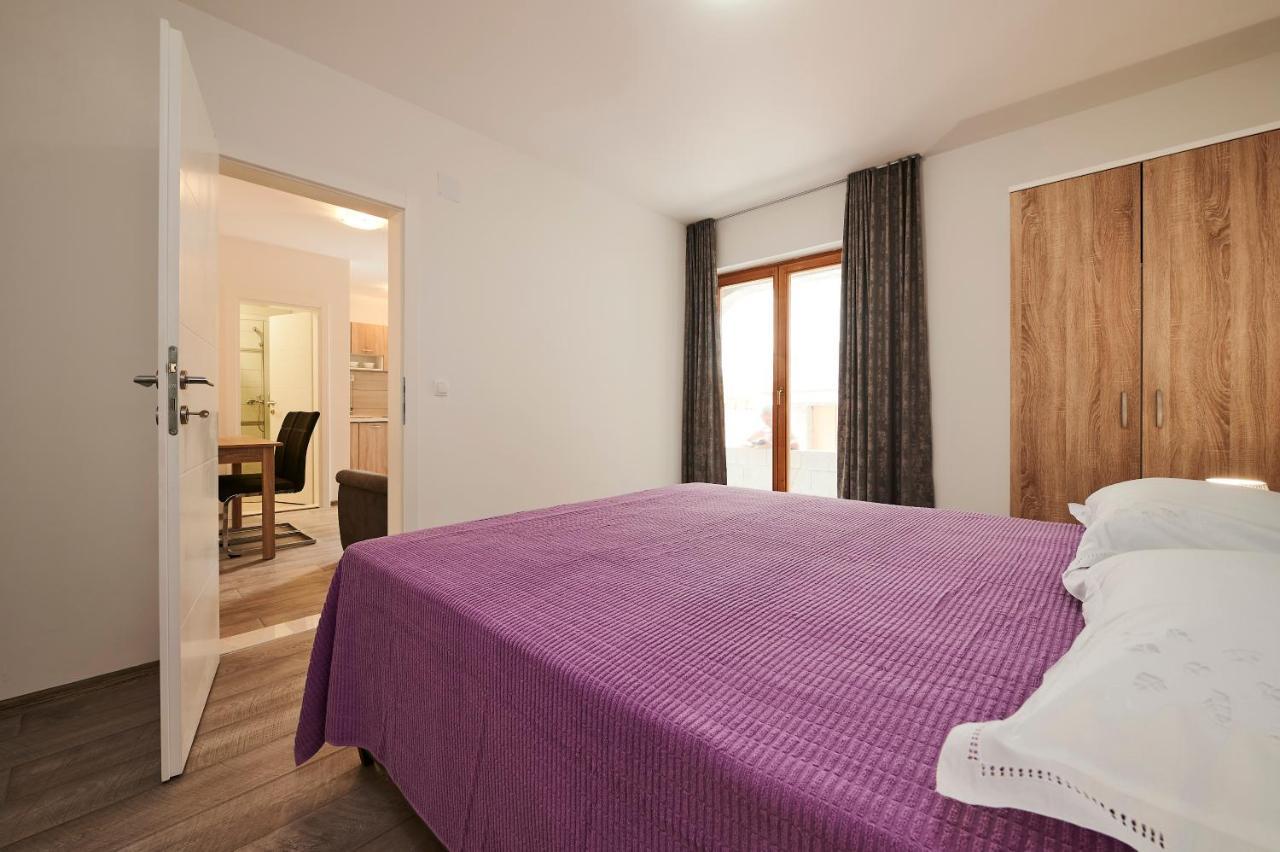 Cutan Apartamento Trogir Exterior foto