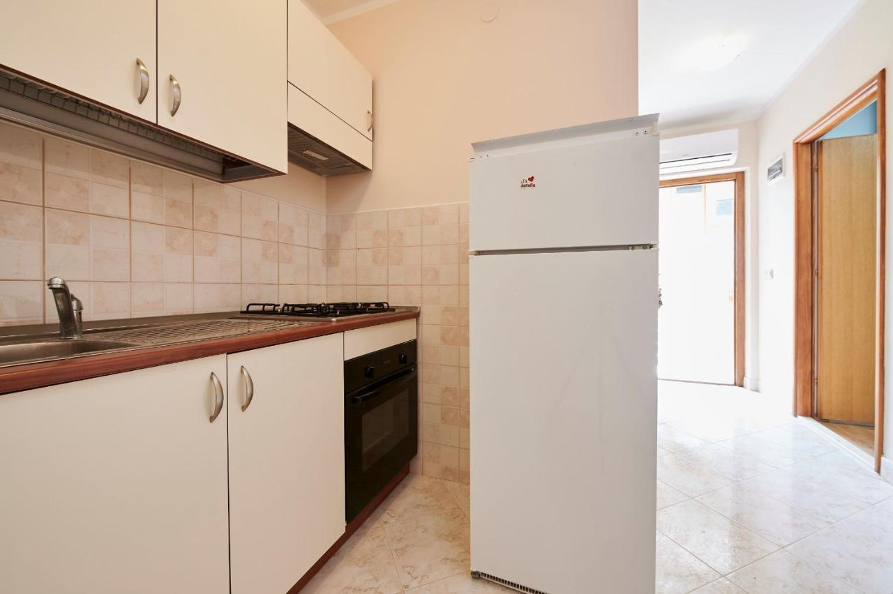 Cutan Apartamento Trogir Exterior foto