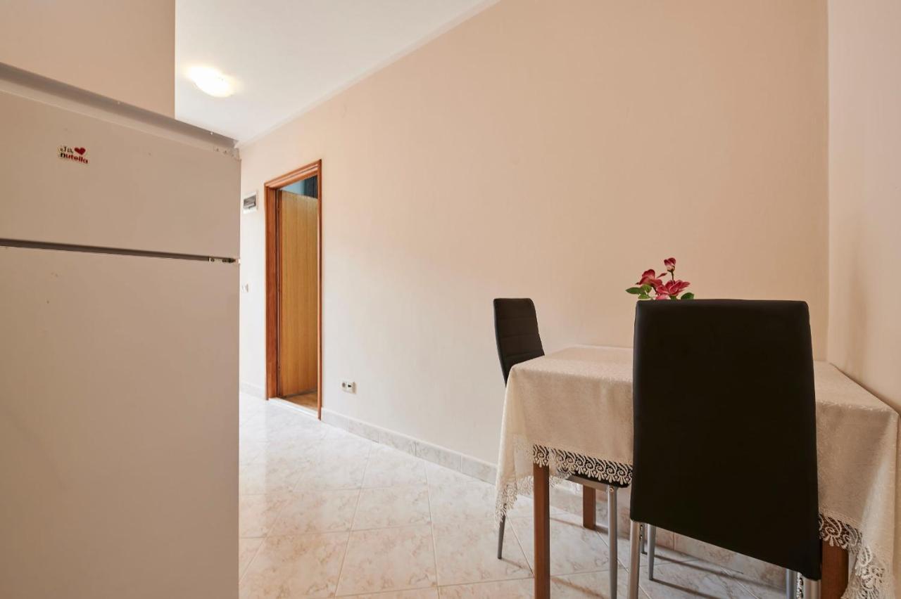 Cutan Apartamento Trogir Exterior foto