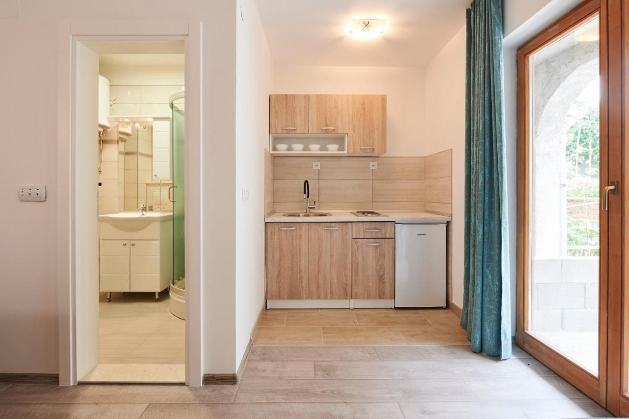 Cutan Apartamento Trogir Exterior foto