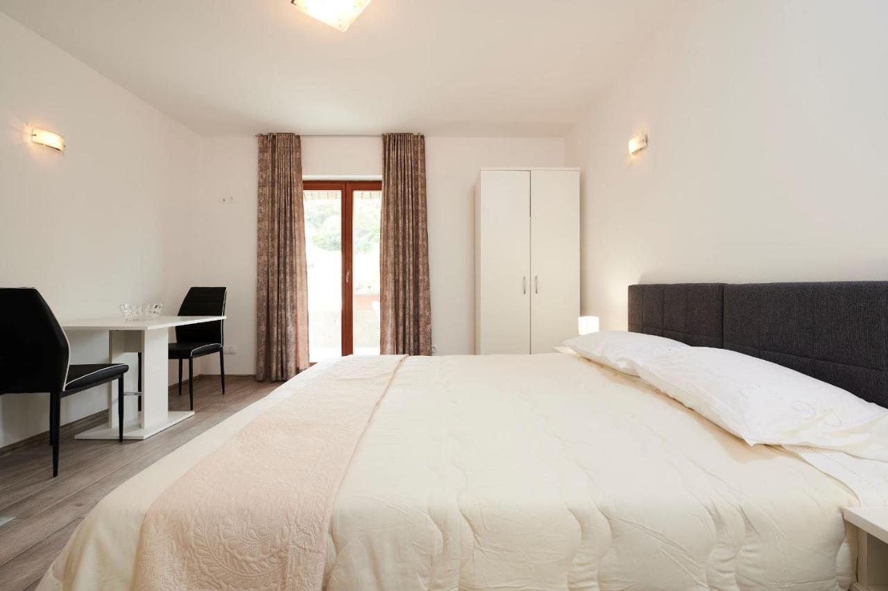 Cutan Apartamento Trogir Exterior foto