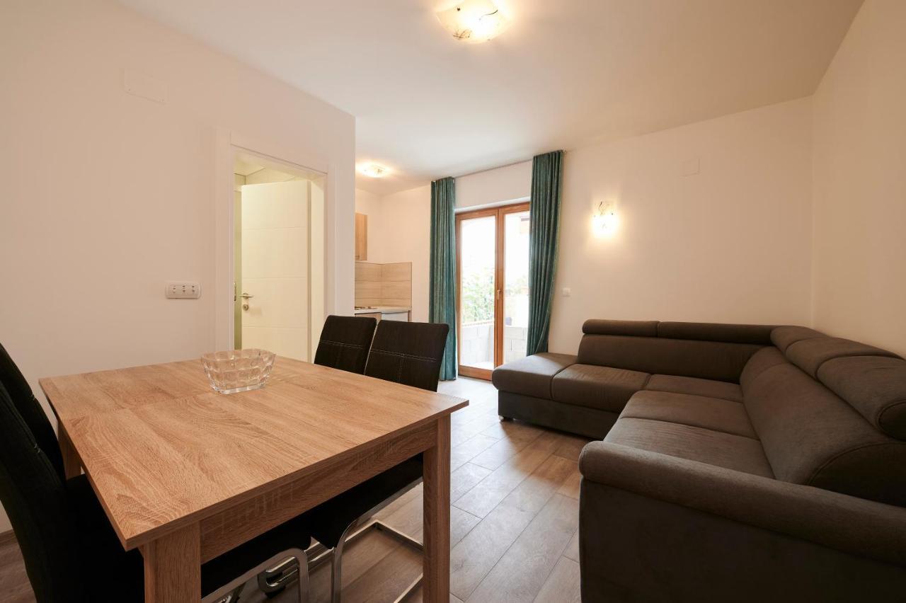 Cutan Apartamento Trogir Exterior foto