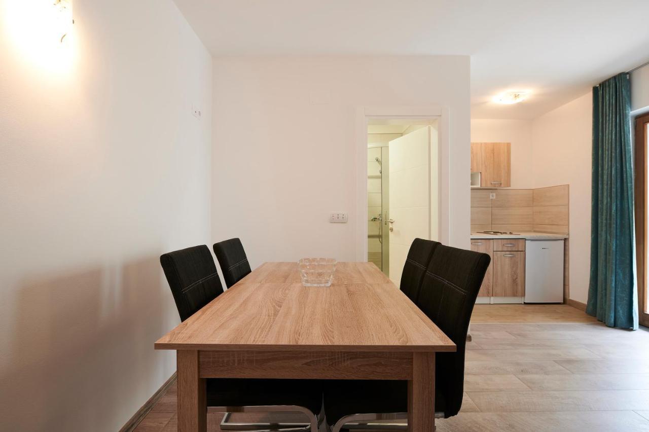 Cutan Apartamento Trogir Exterior foto