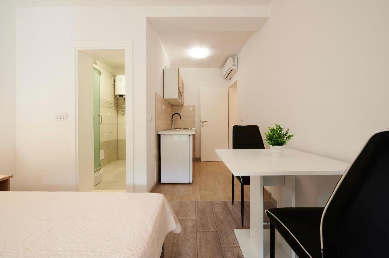 Cutan Apartamento Trogir Exterior foto