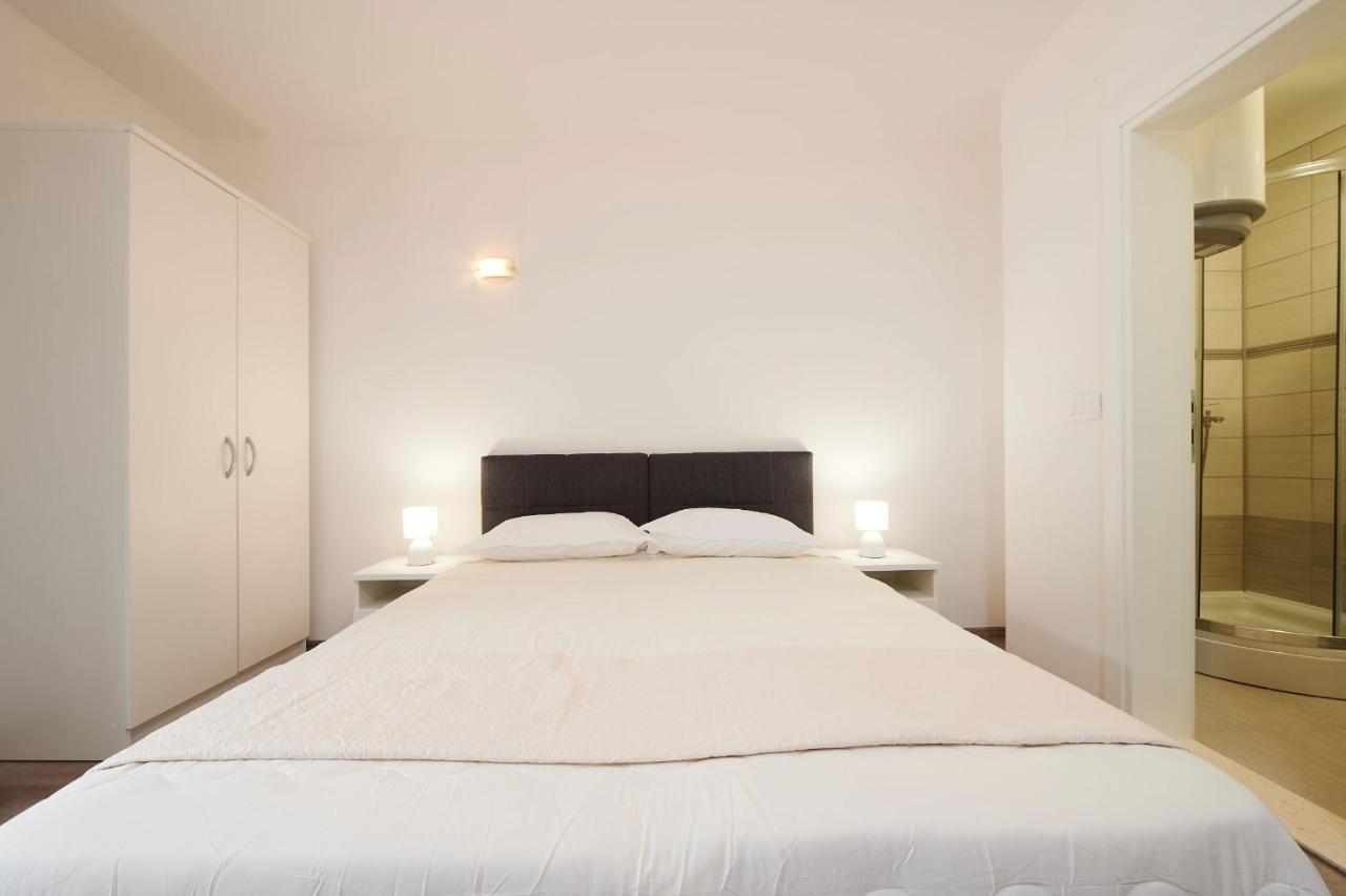 Cutan Apartamento Trogir Exterior foto